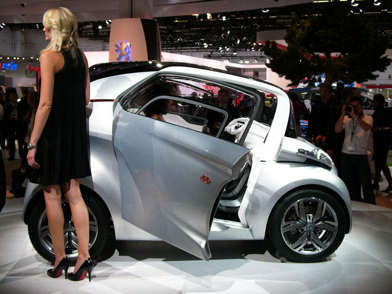 Illustration for article titled Peugeot BB1 Concept: Live Photos